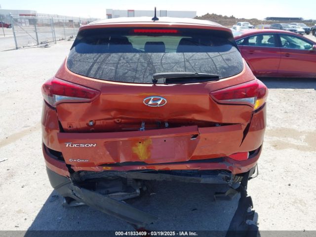 KM8J23A43HU334654 Hyundai TUCSON SE