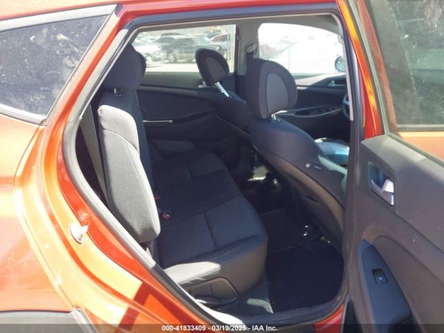 KM8J23A43HU334654 Hyundai TUCSON SE