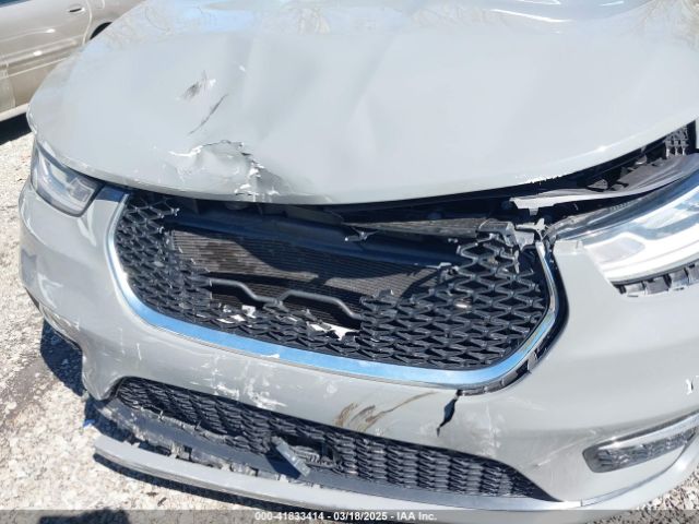 2022 CHRYSLER PACIFICA 2C4RC1BG4NR169501 Photo 5