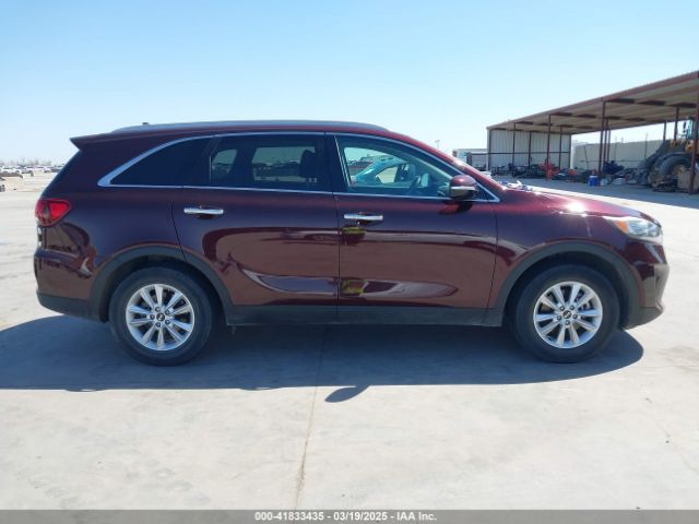 5XYPG4A32KG568841 KIA Sorento 2.4l Lx