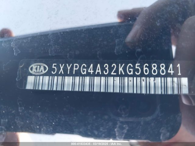 5XYPG4A32KG568841 KIA Sorento 2.4l Lx