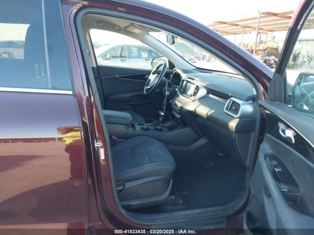 5XYPG4A32KG568841 KIA Sorento 2.4l Lx