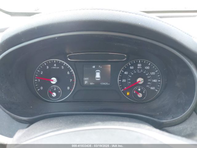 5XYPG4A32KG568841 KIA Sorento 2.4l Lx