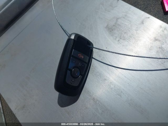 3FA6P0HD9KR193819 Ford FUSION SE