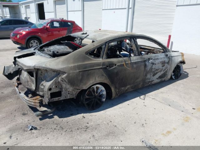 3FA6P0HD9KR193819 Ford FUSION SE