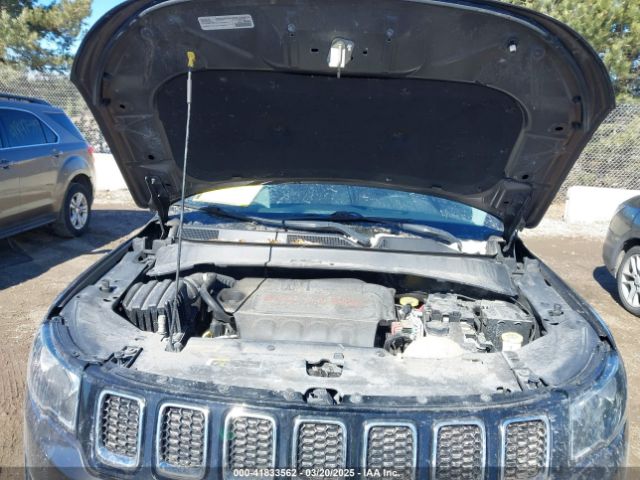 3C4NJCBB5JT461492 Jeep Compass Latitude Fwd