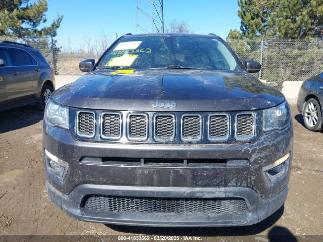 3C4NJCBB5JT461492 Jeep Compass Latitude Fwd