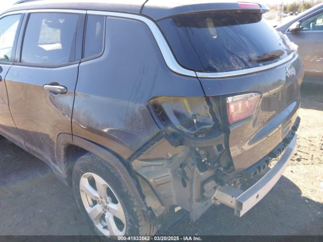 3C4NJCBB5JT461492 Jeep Compass Latitude Fwd