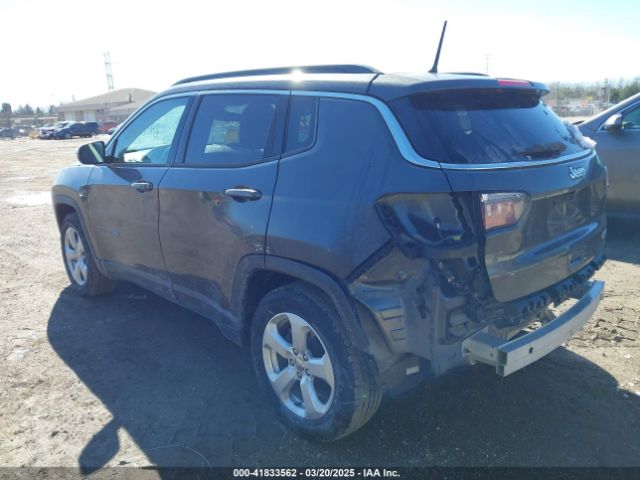 3C4NJCBB5JT461492 Jeep Compass Latitude Fwd