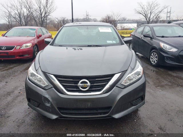1N4AL3AP3HC175674 Nissan Altima 2.5 S