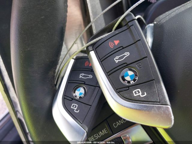 3MW5R1J01N8C72194 BMW 330I
