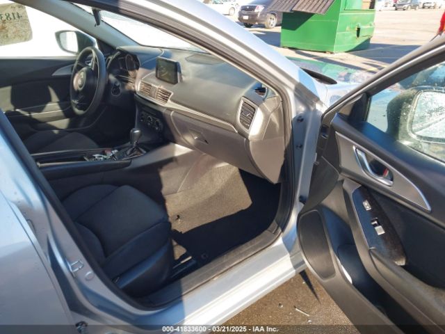 3MZBN1U72JM161615 Mazda Mazda3 Sport