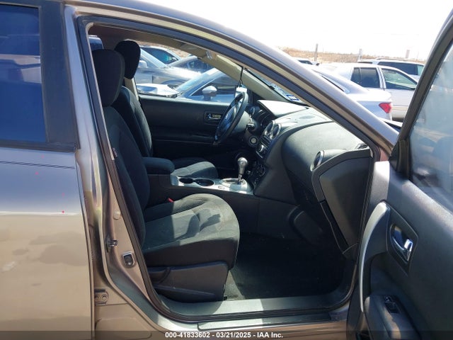JN8AS5MT6FW665463 Nissan Rogue Select S