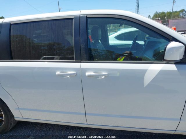 2C4RDGEGXJR254154 Dodge Grand Caravan Gt