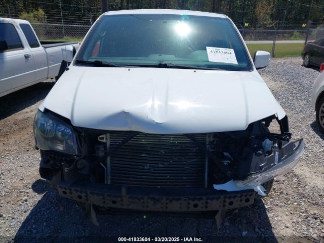 2C4RDGEGXJR254154 Dodge Grand Caravan Gt
