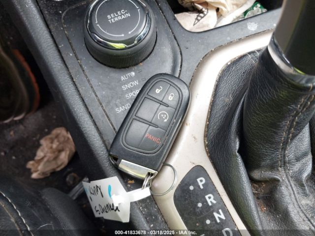 1C4PJMDS8FW538031 Jeep Cherokee Limited