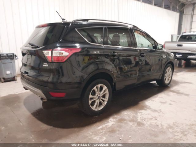 1FMCU9HDXJUB41063 Ford ESCAPE SEL