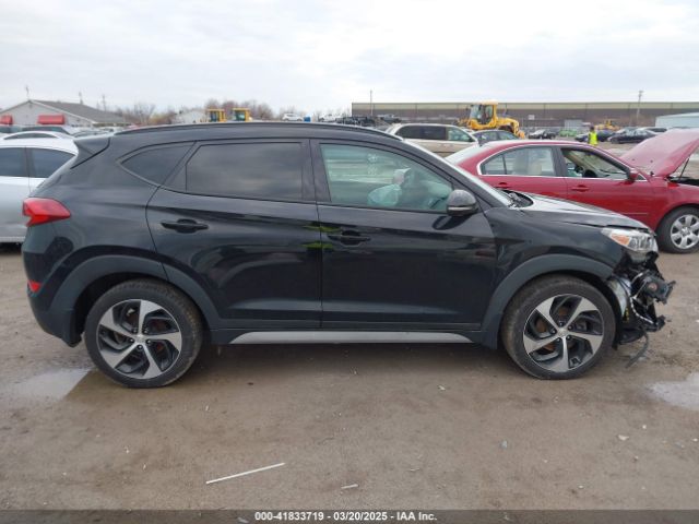 KM8J3CA27HU569425 Hyundai Tucson Value
