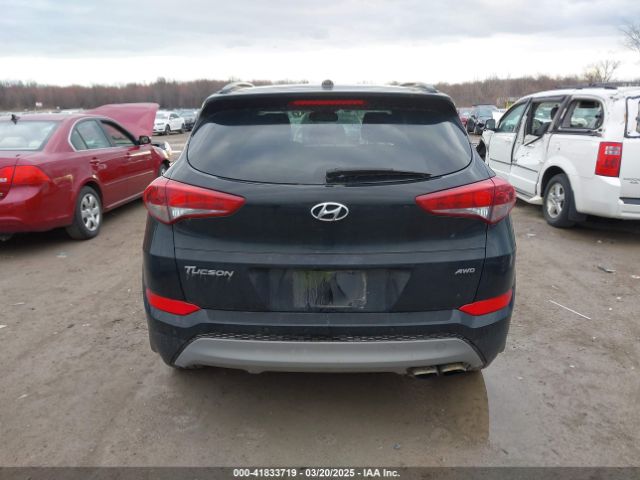 KM8J3CA27HU569425 Hyundai Tucson Value