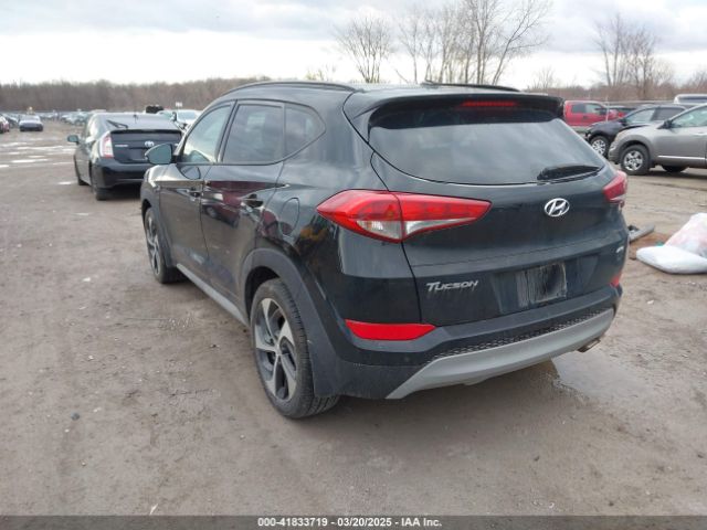 KM8J3CA27HU569425 Hyundai Tucson Value