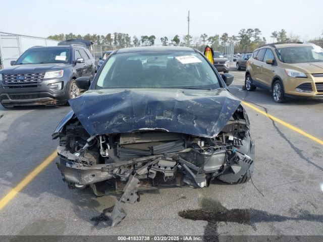1FADP3E21JL269672 Ford FOCUS S