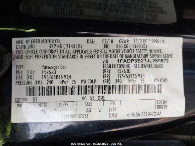 1FADP3E21JL269672 Ford FOCUS S