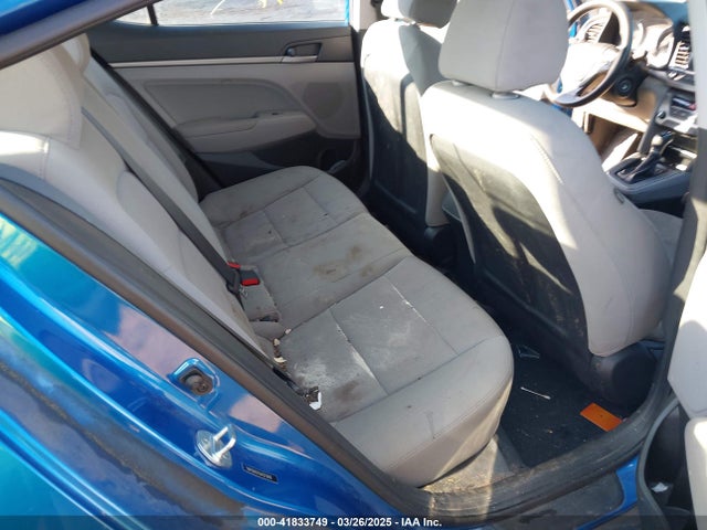 5NPD84LF6JH313818 Hyundai ELANTRA SEL