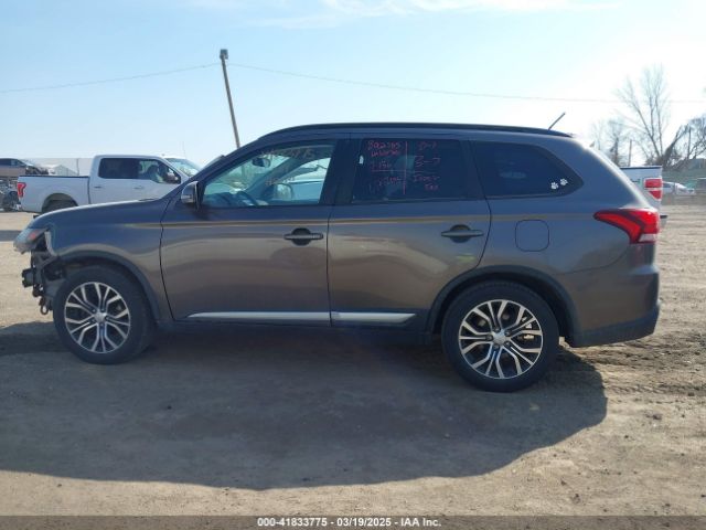 JA4AD3A32GZ009382 Mitsubishi Outlander Sel