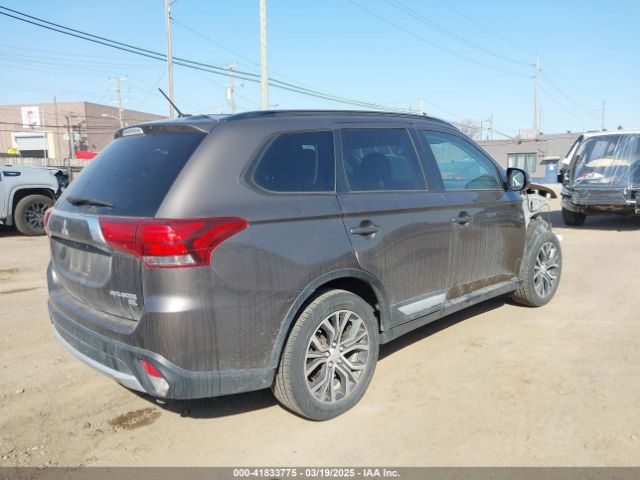 JA4AD3A32GZ009382 Mitsubishi Outlander Sel