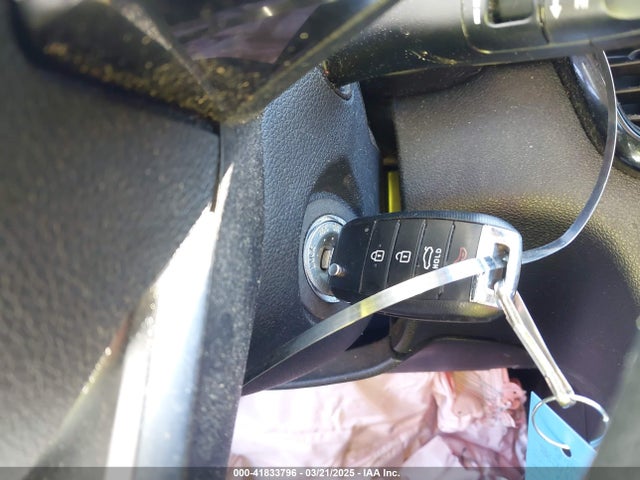 5XXGT4L31KG355781 KIA Optima Lx