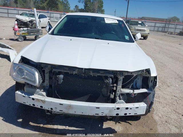 2C3CCAAG7GH313739 Chrysler 300 Limited