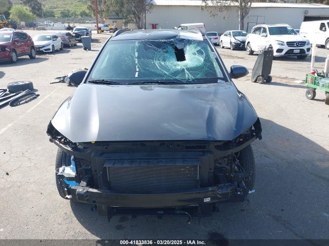 KM8K6CAB0PU060304 Hyundai Kona Sel