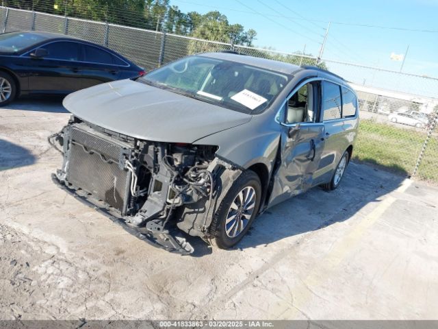 2C4RC1BG9NR157831 Chrysler Pacifica Touring L
