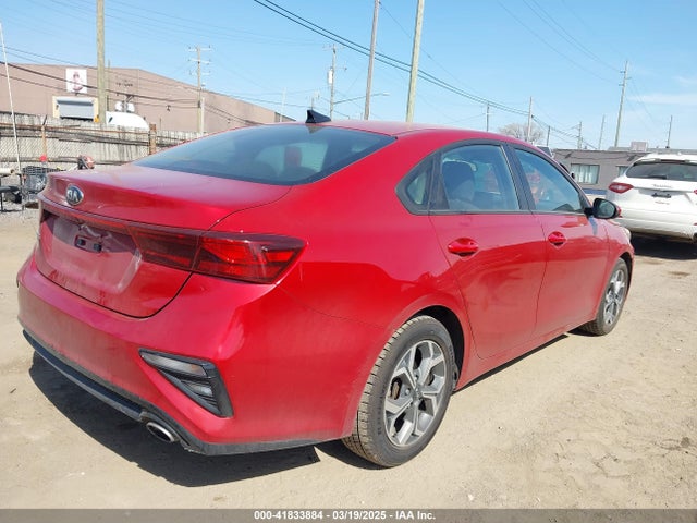 3KPF24AD9KE126087 KIA Forte Lxs