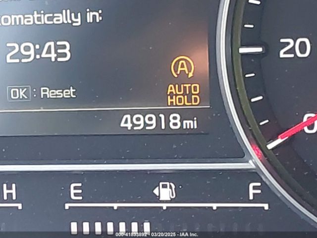 5XYRKDLF5NG119107 KIA SORENTO SX