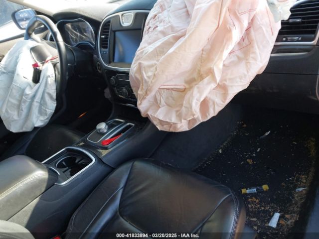 2C3CCAAGXGH261376 Chrysler 300 Limited