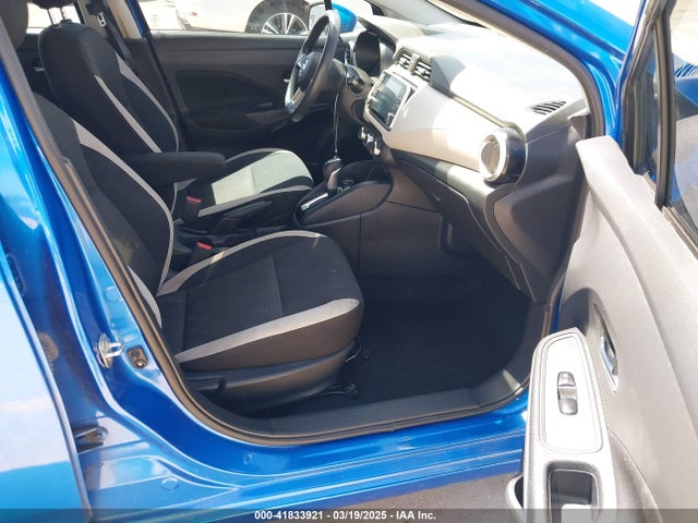3N1CN8EV7ML870390 Nissan Versa Sv Xtronic Cvt