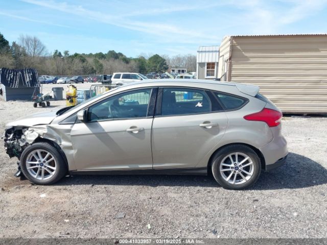 1FADP3K22GL355621 Ford FOCUS SE