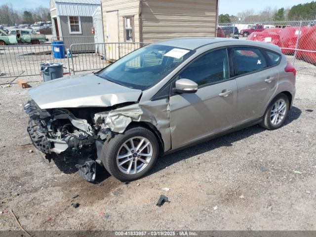 1FADP3K22GL355621 Ford FOCUS SE