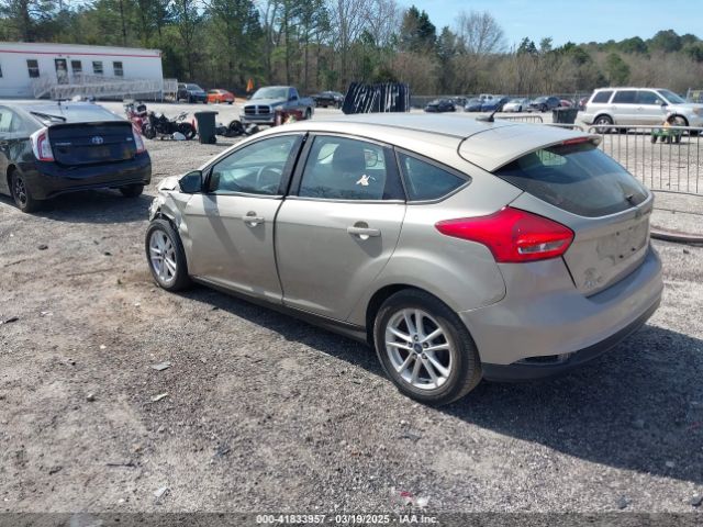 1FADP3K22GL355621 Ford FOCUS SE