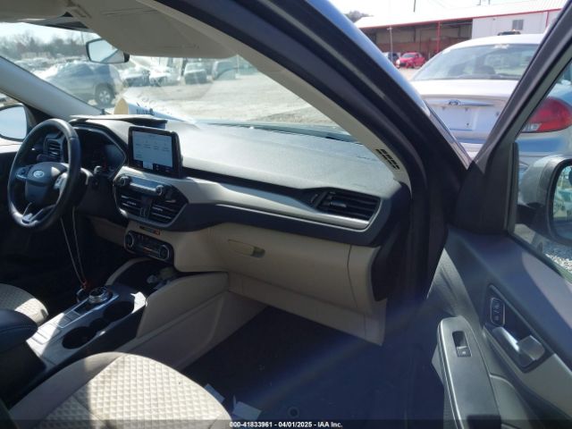 1FMCU9G67MUA99667 Ford ESCAPE SE