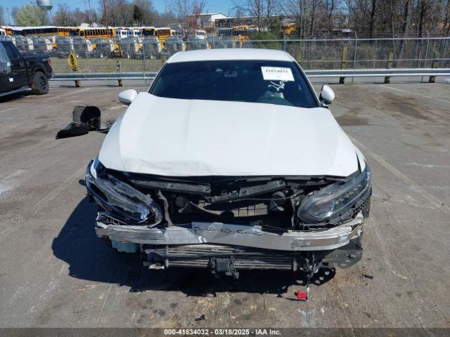 1HGCV1F30KA142661 Honda Accord Sport