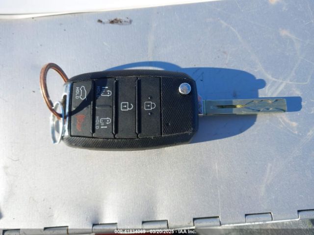 KNDMB5C18M6673540 KIA SEDONA LX