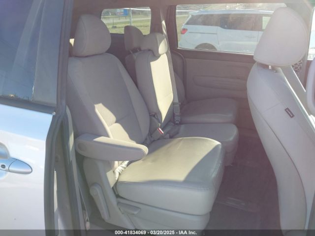 KNDMB5C18M6673540 KIA SEDONA LX