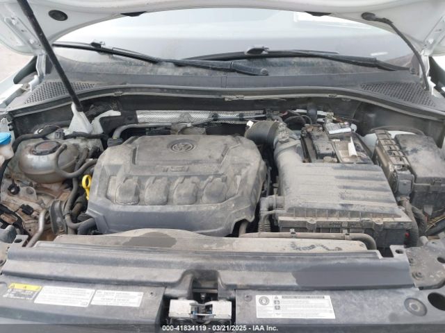 3VV2B7AXXJM179008 Volkswagen Tiguan 2.0t Se/2.0t Sel