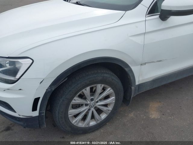 3VV2B7AXXJM179008 Volkswagen Tiguan 2.0t Se/2.0t Sel