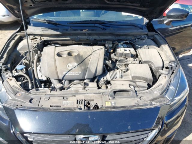 3MZBN1V34JM208669 Mazda Mazda3 Touring