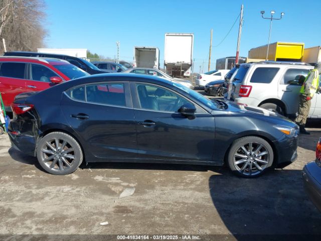 3MZBN1V34JM208669 Mazda Mazda3 Touring