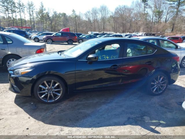 3MZBN1V34JM208669 Mazda Mazda3 Touring