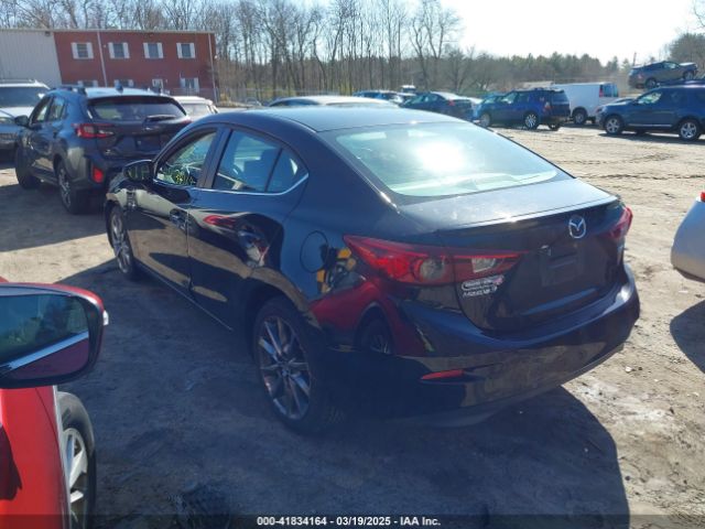 3MZBN1V34JM208669 Mazda Mazda3 Touring